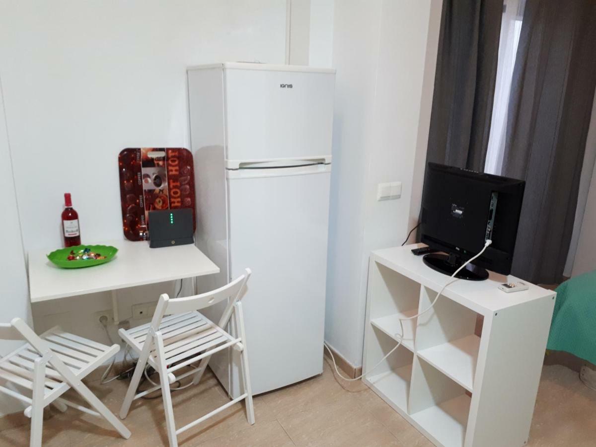 Apt En Carreteria En Centro Historico Appartement Málaga Buitenkant foto
